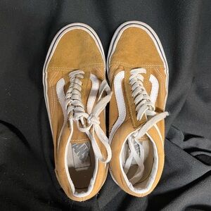 Women’s muted yellow suede vans women’s size 8